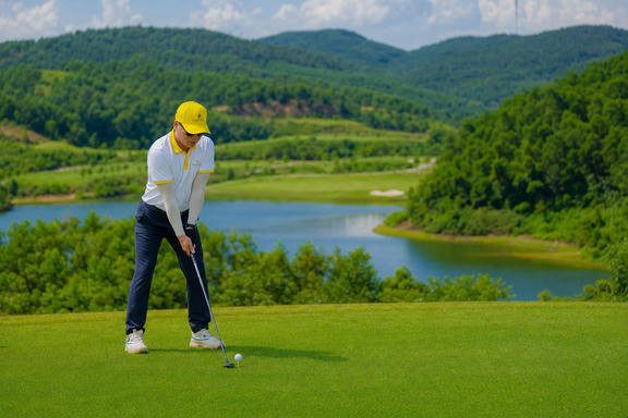 Kỹ thuật đánh golf là gì? Những yếu tố cốt lõi cần nắm