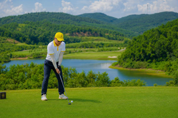 Kỹ thuật đánh golf là gì? Những yếu tố cốt lõi cần nắm
