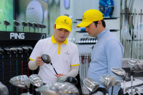 Cách chọn gậy golf phù hợp & người mới cần mua gì?
