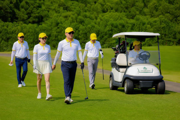 Quy tắc về tốc độ chơi golf và thứ tự đánh bóng