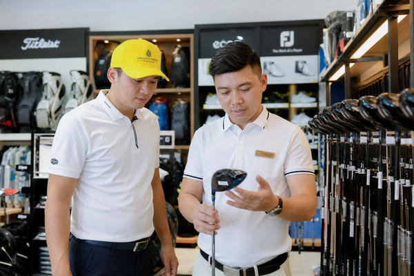 Tiêu chí đánh giá cửa hàng golf uy tín