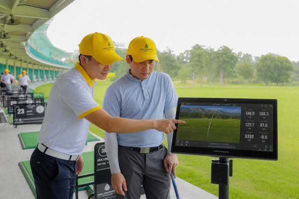 Ứng dụng công nghệ trong thiết kế driving range hiện đại