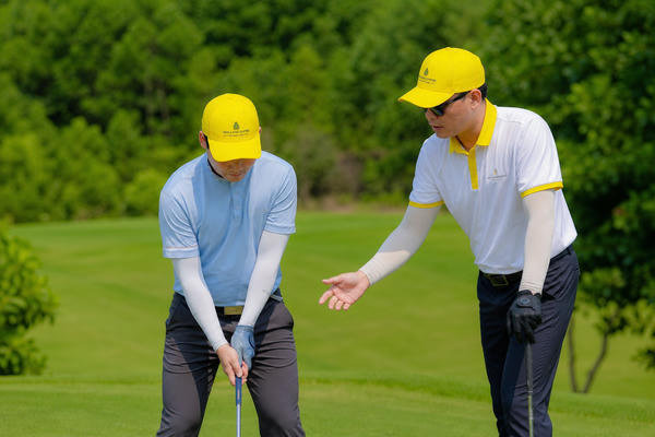 Kinh nghiệm chọn sân golf phù hợp cho người mới