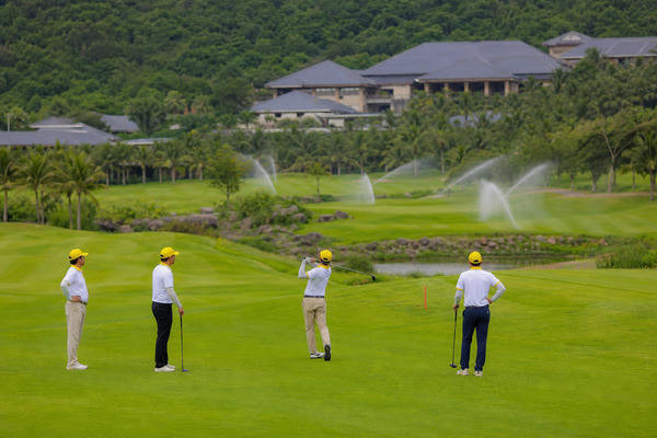 Chi phí xây dựng sân golf và xu hướng thiết kế bền vững
