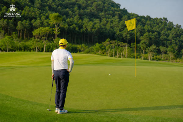 Cách đọc line trên green hiệu quả trong golf cho mọi trình độ